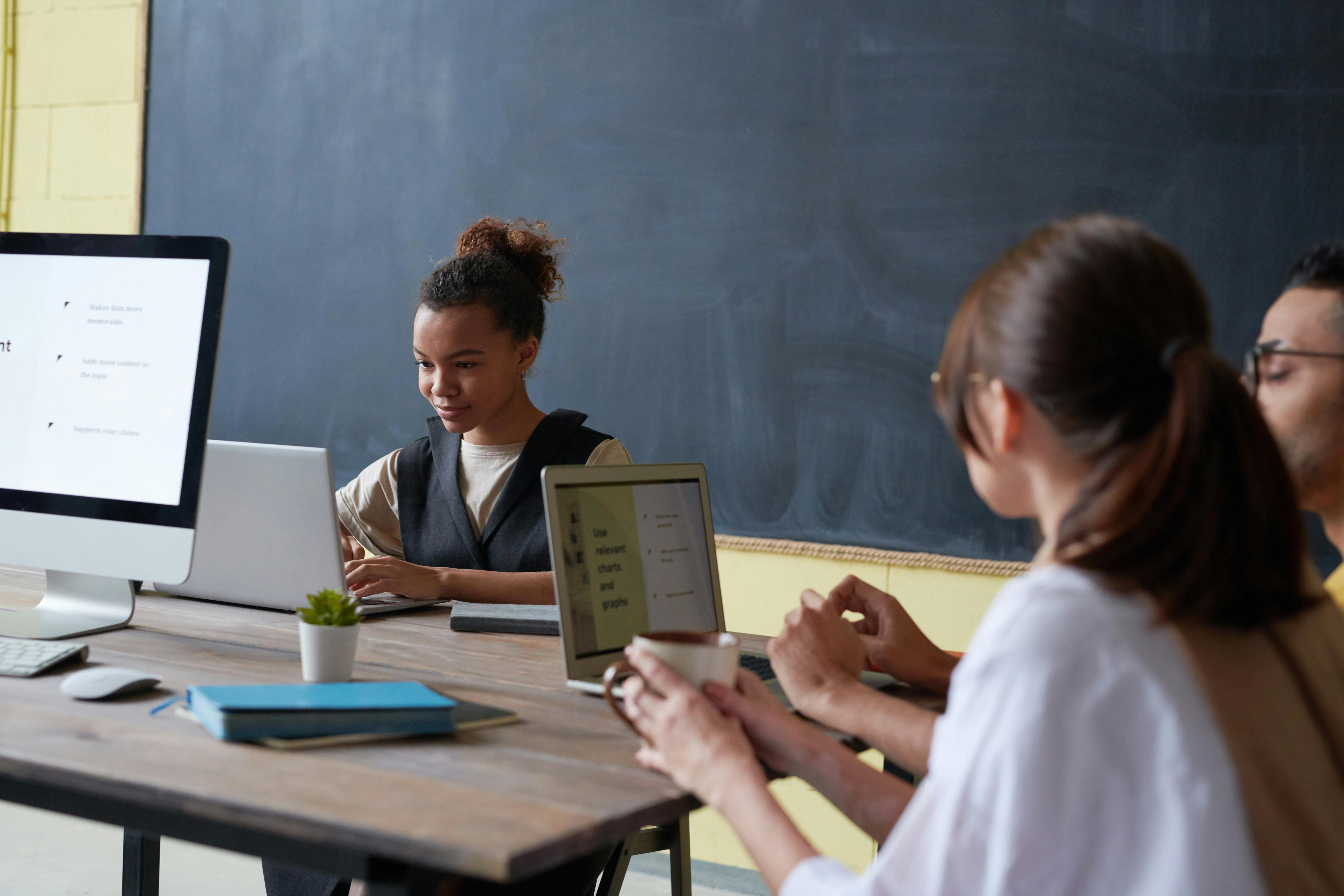 Why You Can Implement New School Technology Year-Round